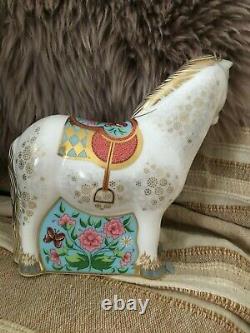 1st Quality Ltd Edition Royal Crown Derby Shetland Pony Foal with Certificate