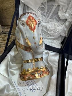 2 Pieces Of Royal Crown Derby Limited Edition Mulberry Hall Elephants Mum & Baby