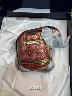 2 Pieces Of Royal Crown Derby Limited Edition Mulberry Hall Elephants Mum & Baby
