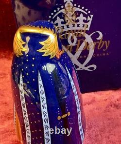 A Delightful Royal Crown Derby Rockhopper Penguin. Gold Stopper & Boxed