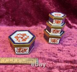 A Fantastic Set Of 4 Boxed Royal Crown Derby Imari Trinket Boxes. A. 1295