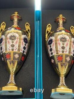 A Pair of Royal Crown Derby Old Imari Solid Gold Band Trophy Vases 1st Qual #1