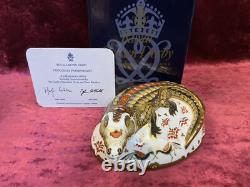 A Royal Crown Derby Crocodile Paperweight. Gold Stopper, Certificate & Box