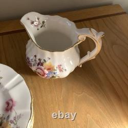 A Royal Crown Derby'Derby Posies' 22 Piece Tea Set