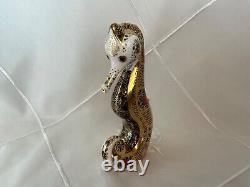 BNIB £325 Royal Crown Derby Old Imari Solid Gold Band Seahorse Paperweight