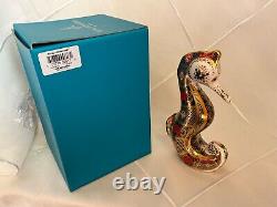 BNIB £325 Royal Crown Derby Old Imari Solid Gold Band Seahorse Paperweight