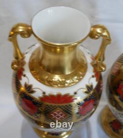 Beautiful Royal Cown Derby Old Imari 1128 Pair Of Lidded Sgb Sudbury Vases Urns