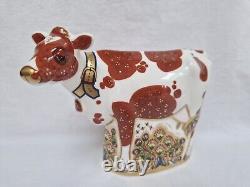 Boxed Rare Royal Crown Derby Fine English China Daisy Cow Paperweight