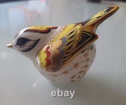 Brand New MMXVI Royal Crown Derby Goldfinch Paperweight with Gold Stopper