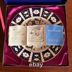 Brand new Royal Doulton Royal Crown Derby Old Imari Cherry Blossom Plate