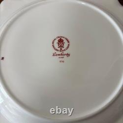 Brand new, unused Royal Crown Derby Elizabeth Gold Plate 26cm From Japan