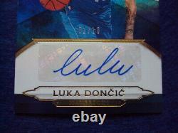 Luka Doncic 2018. Panini. Crown Royale. Gold. Auto. Mavericks