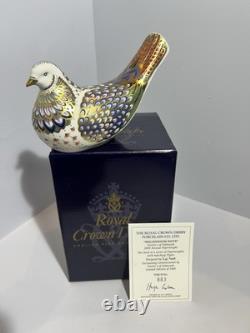 Millennium Dove ROYAL CROWN DERBY PAPERWEIGHT GOLD STOPPER BOXED