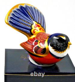 NEW BOXED ROYAL CROWN DERBY FANTAIL BIRD PAPERWEIGHT GOLD STOPPER 1st QUALITY
