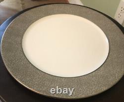 NEW ROYAL CROWN DERBY Service Plate Platinum Band