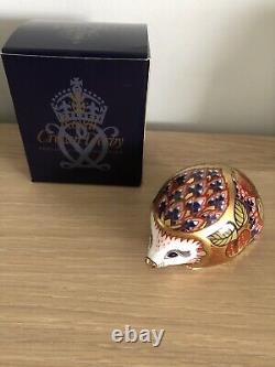 NEW boxed Royal Crown Derby Orchard Hedgehog