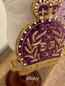NEWRoyal Collection Trust Platinum Jubilee Crown 2022 DecorationElizabeth II