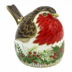 New Royal Crown Derby 1st Quality Christmas Wreath Robin Paperweight