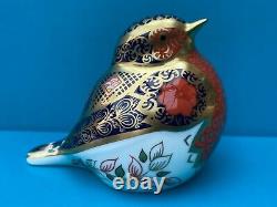 New Royal Crown Derby 1st Quality Imari Solid Gold Band Robin Paperweight