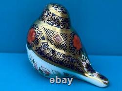 New Royal Crown Derby 1st Quality Imari Solid Gold Band Robin Paperweight