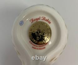 New Royal Crown Derby 1st Quality Royal Robin Paperweight