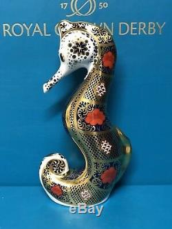 New Royal Crown Derby 2nd Quality Imari Solid Gold Band Seahorse Paperweight