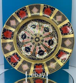 New Royal Crown Derby 2nd Quality Old Imari Solid Gold Band 8 Salad Plate