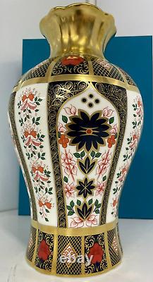 New Royal Crown Derby 2nd Quality Old Imari Solid Gold Band Arum Lily Vase
