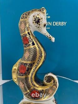 New Royal Crown Derby 2nd Quality Old Imari Solid Gold Band Seahorse Paperweight