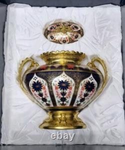 New Royal Crown Derby Old Imari Solid Gold Band 1st Quality LITHERLAND VASE