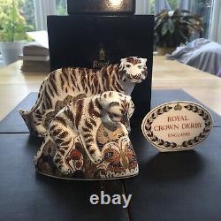 ROYAL CROWN DERBY BENGAL TIGER And TIGER CUB PAPERWEIGHT GOLD STOPPERS BOXED