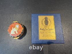 ROYAL CROWN DERBY Heraldic Lion, Plate and Pill Box (no certificates)