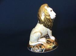 ROYAL CROWN DERBY LIMITED EDITION Heraldic lion