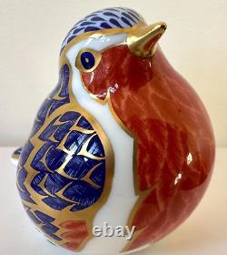 ROYAL CROWN DERBY ROBIN Paperweight Gold Stopper First Quality NEW