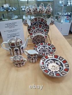 Royal Crown Derby 2nd Quality Old Imari 33 PIECE DINNER SET. BRAND NEW