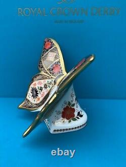 Royal Crown Derby 2nd Quality Old Imari Gold Band Butterfly Paperweight