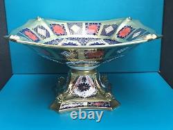 Royal Crown Derby 2nd Quality Old Imari Solid Gold Band Dolphin Bowl