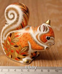 Royal Crown Derby AUTUMN SQUIRREL Paperweight 1st Quality Gold Stopper Boxed