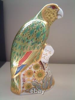 Royal Crown Derby Amazon Green Parrot Paperweight Gold Stopper