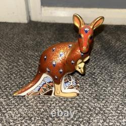 Royal Crown Derby Australian Collection Kangaroo with Joey Gold Stopper, Box, cert