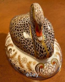 Royal Crown Derby'BLACK SWAN' Paperweight. LTD ED. 2002 Jubilee. MINT BNIB