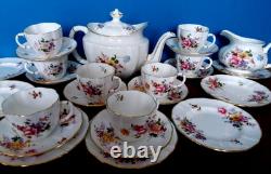 Royal Crown Derby Bone China Posies Tea Set Teapot Service Cups Saucers 8 Trios