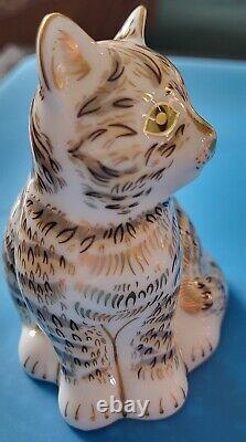 Royal Crown Derby Cat Tabitha