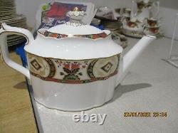 Royal Crown Derby Chelsea Garden Large 3 Pint Teapot Mint