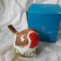 Royal Crown Derby China Festive Robin. Bone china, 22 carat gold detail