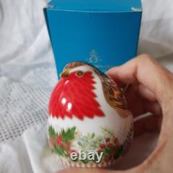 Royal Crown Derby China Festive Robin. Bone china, 22 carat gold detail