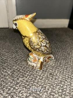 Royal Crown Derby Citron Cockatoo Paperweight B11 with Gold Stopper