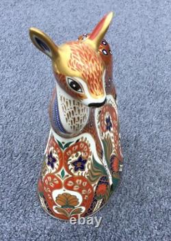 Royal Crown Derby Collector Guild Paperweight Fawn Limited Edition Gold Stopper