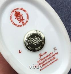 Royal Crown Derby Collector Guild Paperweight Fawn Limited Edition Gold Stopper