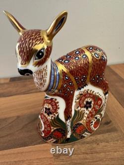 Royal Crown Derby Collectors Guild Fawn Limited Edition 1st Quality Gold Stopper